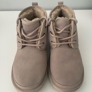 UGG Women's Neumel Chukka Boots Color Putty